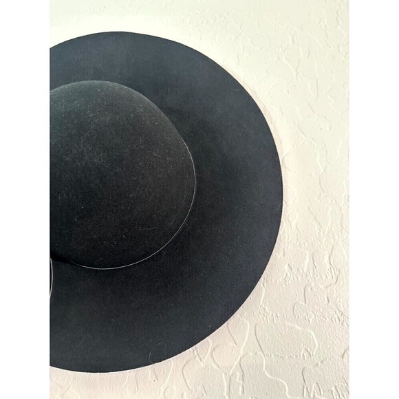 Wool Floppy Hat with Attached Leather Wrap Around Trim One Size - Picture 8 of 10